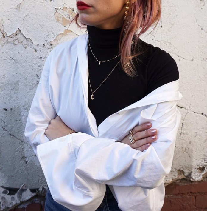 Черная водолазка под рубашку