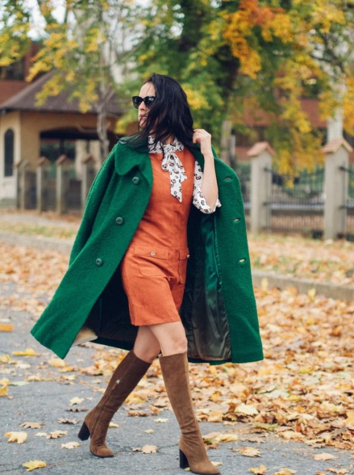 Образы с цветными колготками