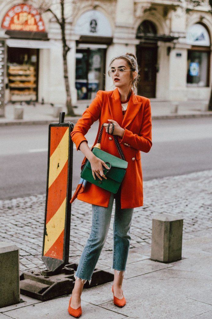 Горчичный цвет сочетание