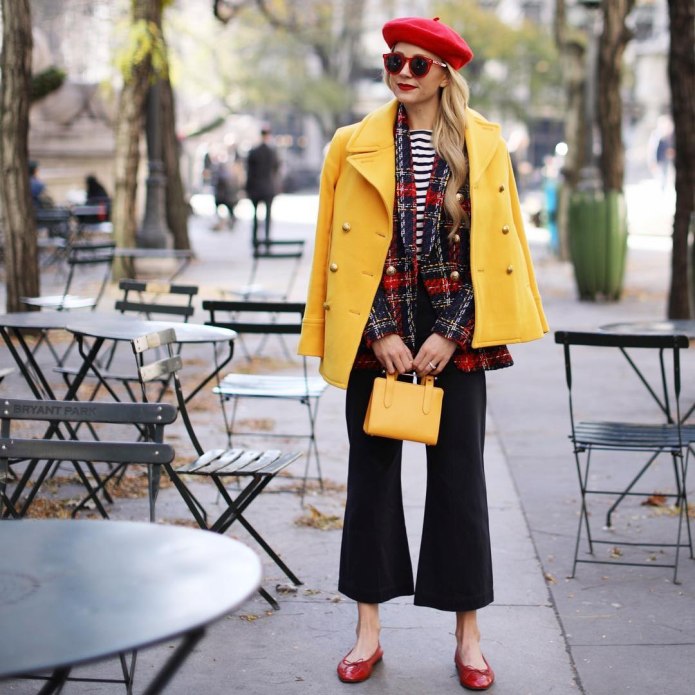 Стильные образы в ярких цветах