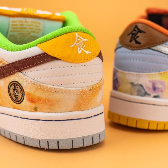 Кроссовки абибас