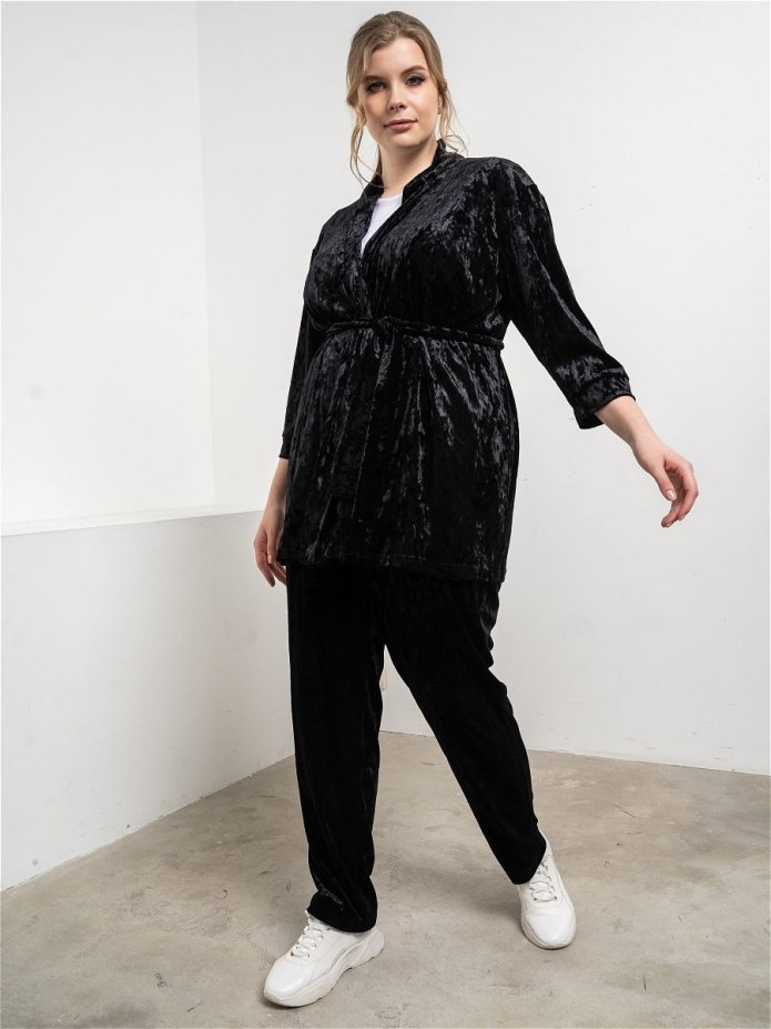 Зеленый бархатный костюм