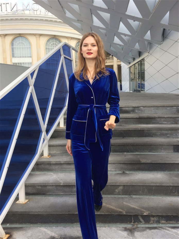 Бархатный костюм