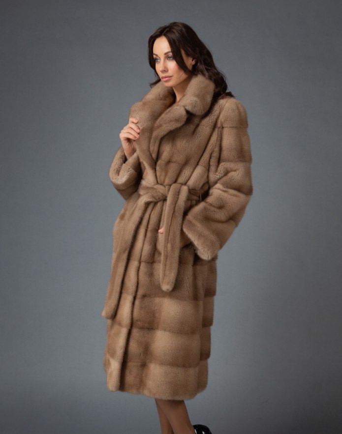 Норковая шуба (цвет черный, модель 62-87, размер 38, бренд "Winter lover", Греция);