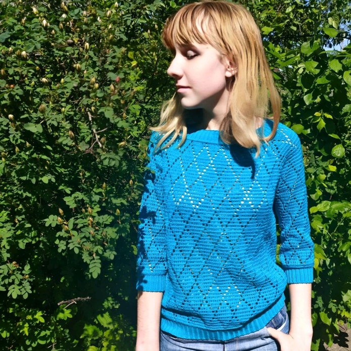 Джемпер с ромбами