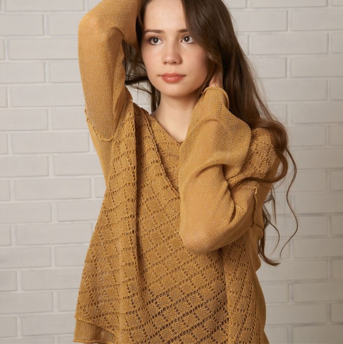 Вязаный свитер