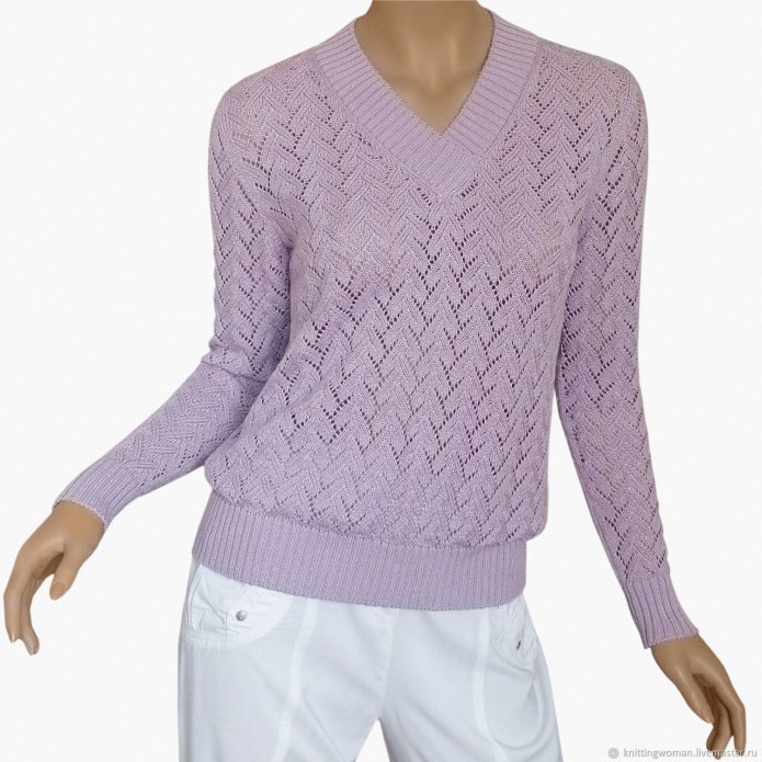 Зеленый свитер