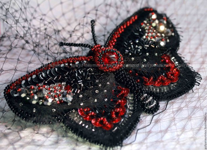 Swarovski брошь бабочка