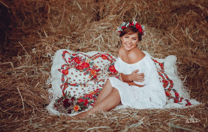 Марина Девятова сеновал