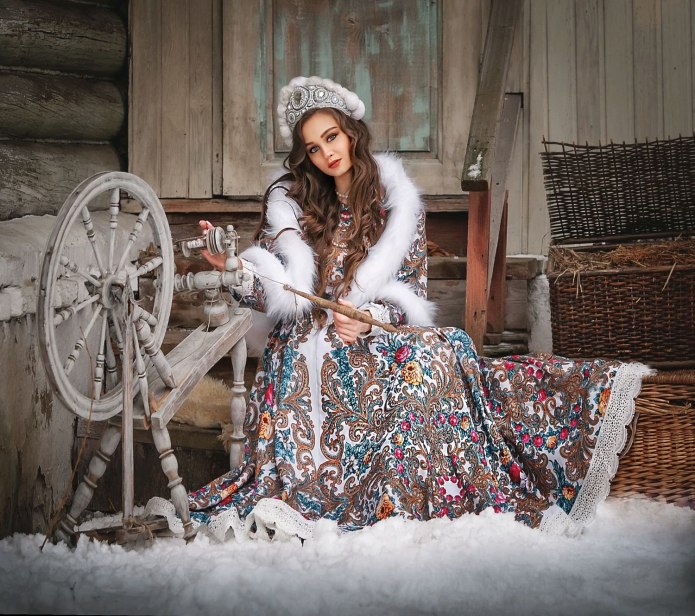 Зимняя фотосессия в русском стиле