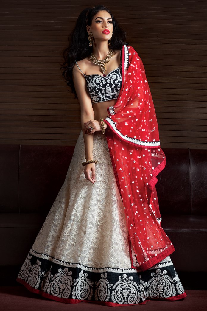 Индийская одежда бренда Sabyasachi