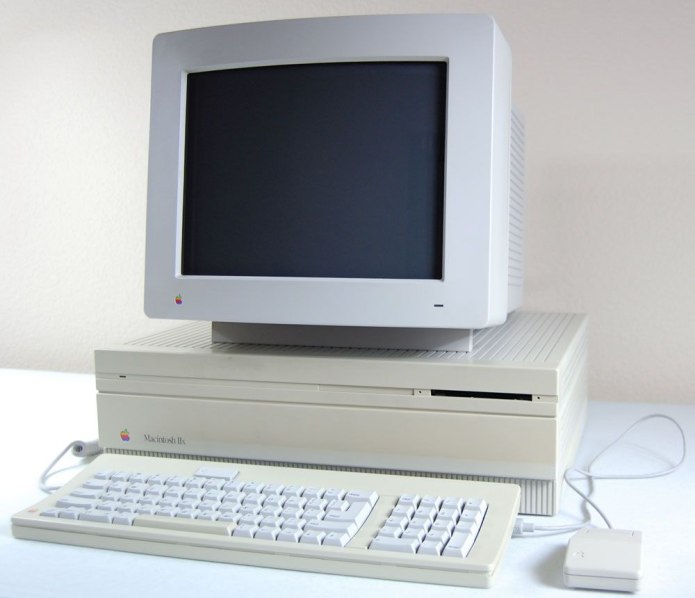Apple Macintosh 2