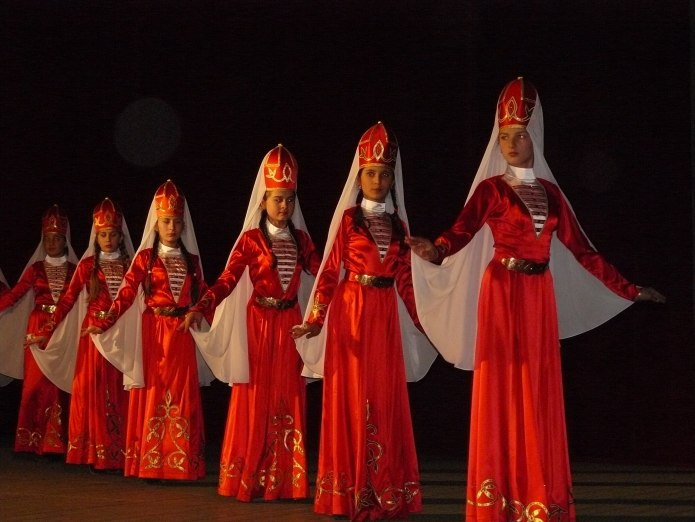 Абазины национальный костюм