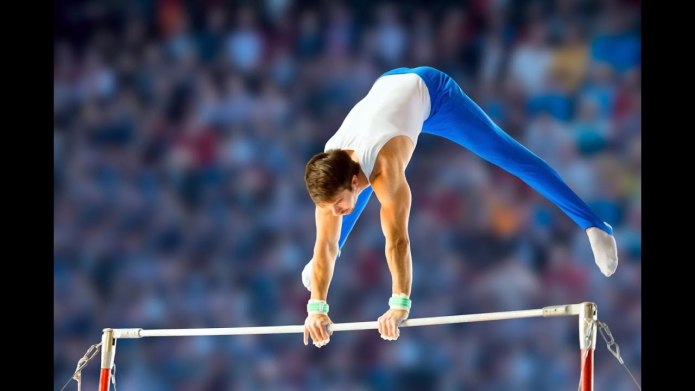 Спортивная гимнастика перекладина мужчины