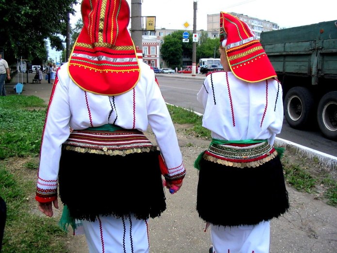 Пулай Мордовский национальный костюм женский