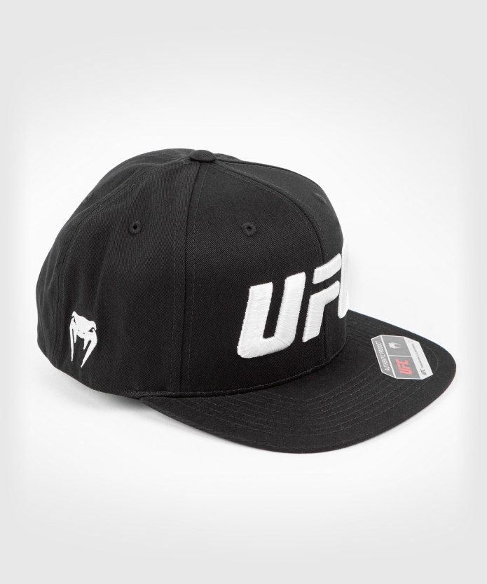 Кепка рибок UFC