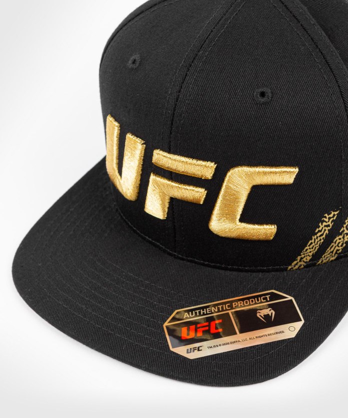 Бейсболка рибок мужская UFC