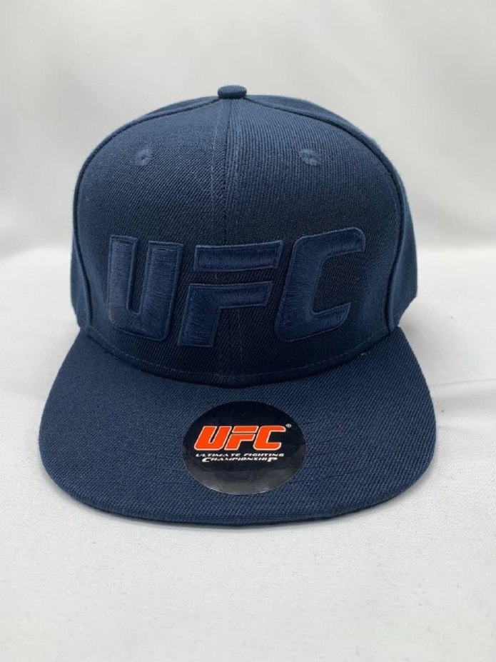 Бейсболка UFC