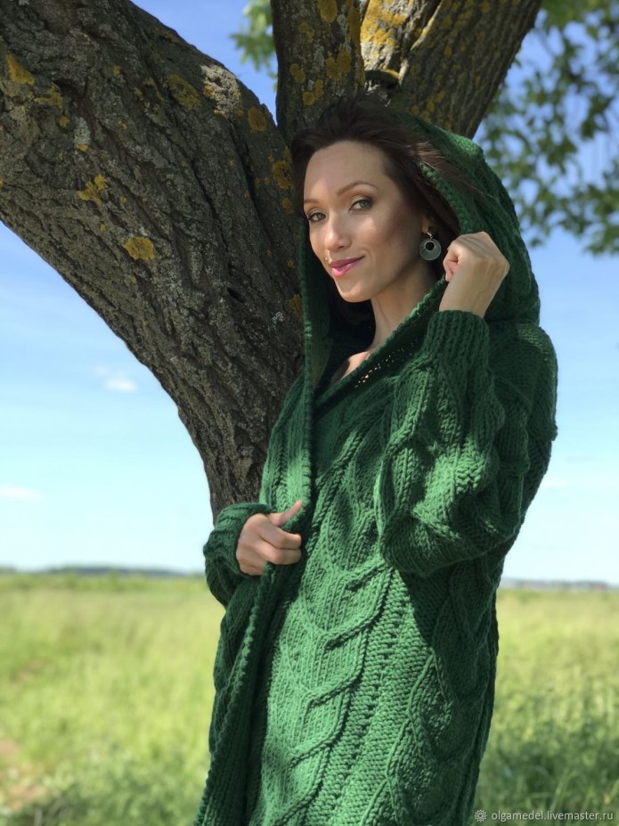 Кардиган Rowan с капюшоном