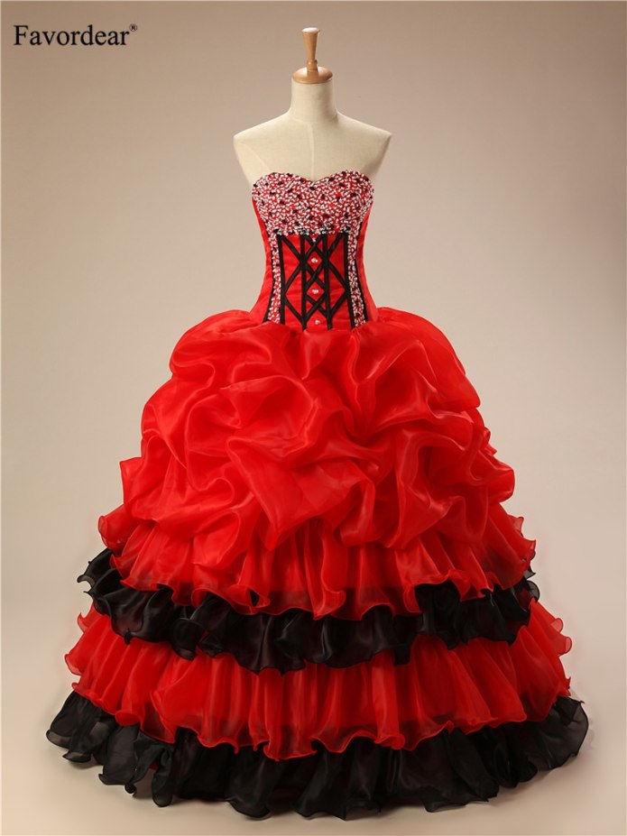 Бальные платья Quinceanera
