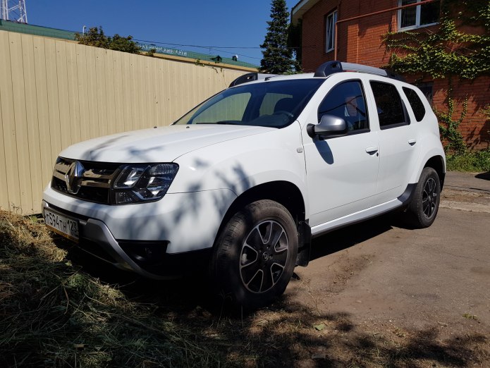 Renault Duster белый 2014