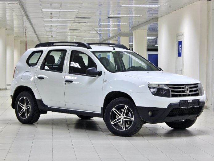 Renault Duster белый 2014