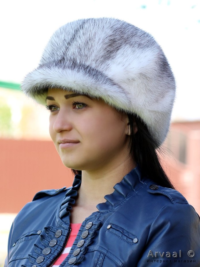 Модные головные уборы осень