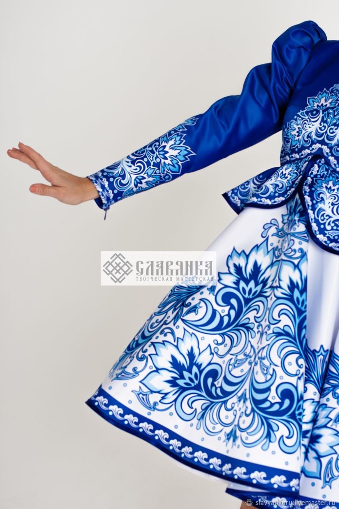 Русский сценический костюм