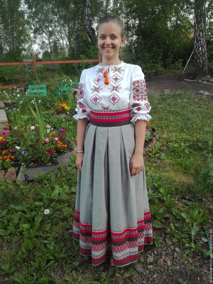 Украинский костюм женский