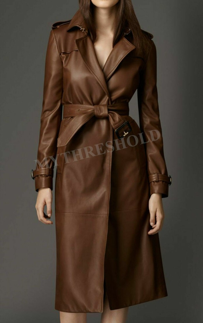 Плащ Bottega Veneta 2020