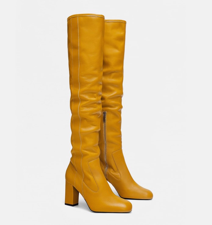 Коричневые сапоги Zara