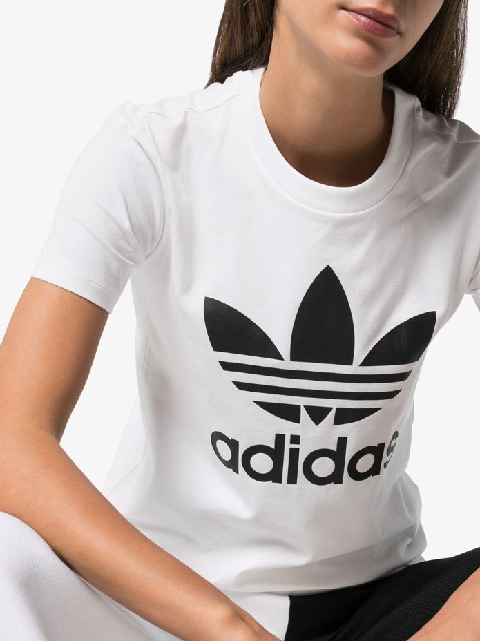 Футболка adidas Originals tri-Foil