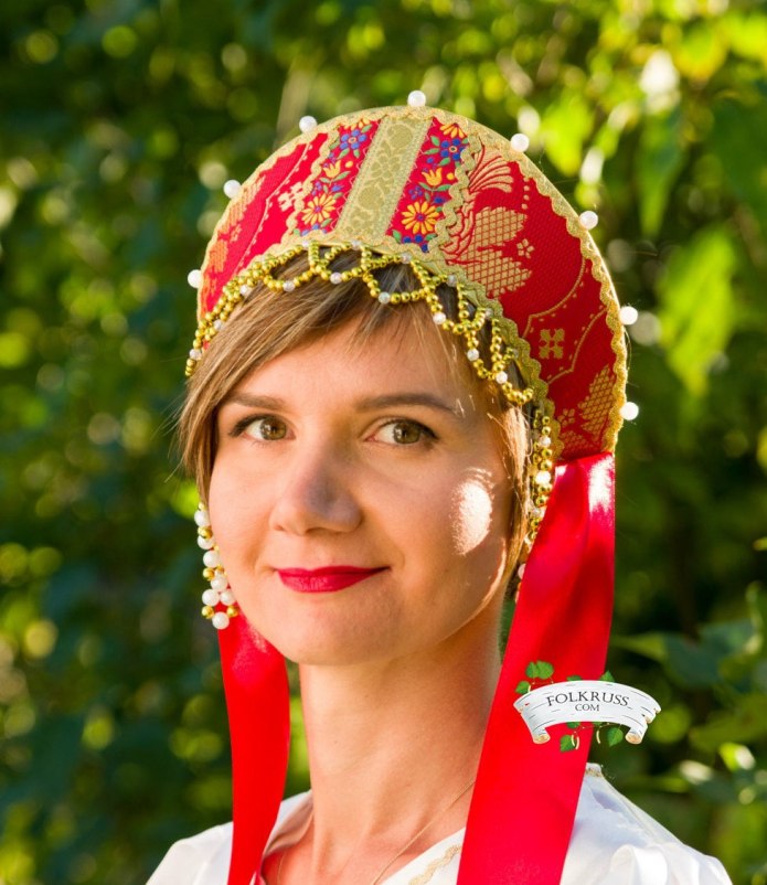 Казачий головной убор женский
