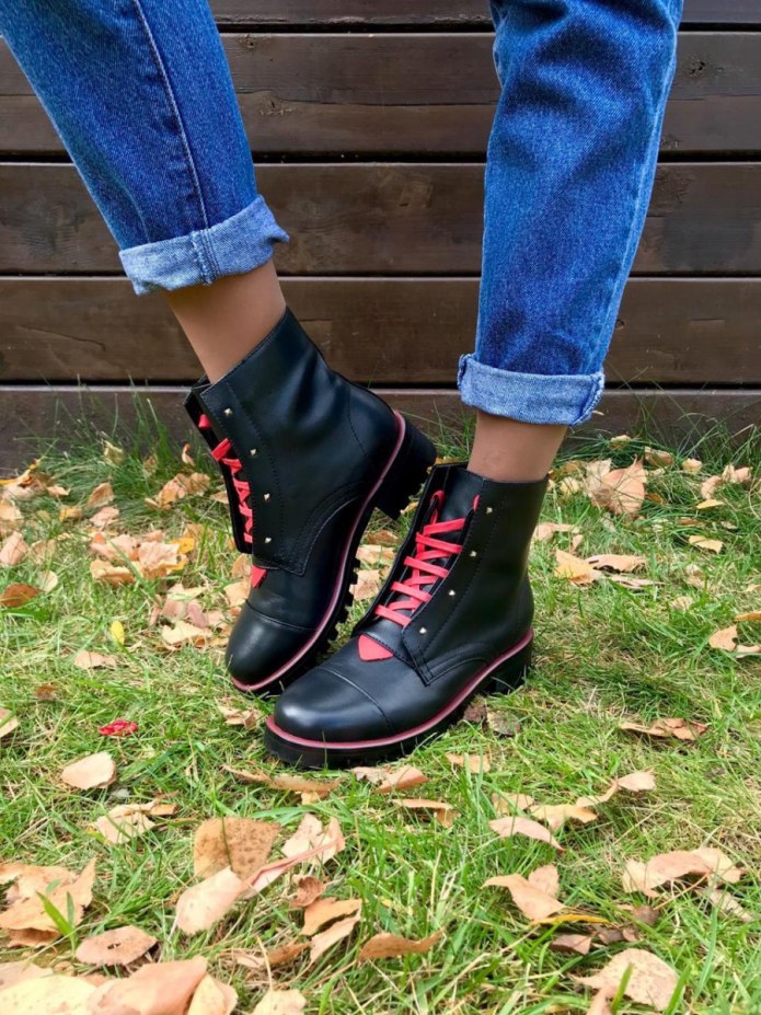 Кожаные ботинки Valentino