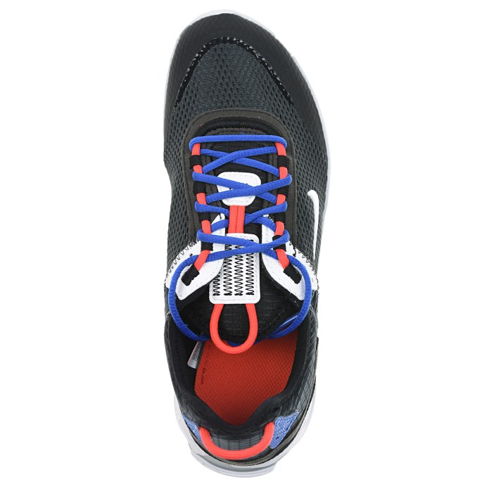 Значок Nike на шнурки