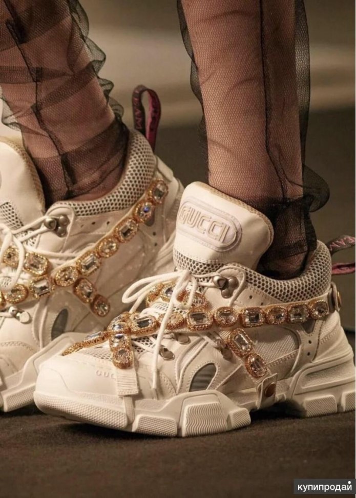 Gucci Flashtrek Sega