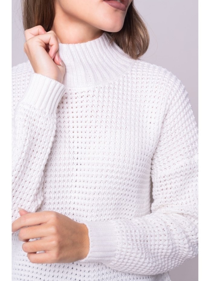 Вязаный свитер мужской