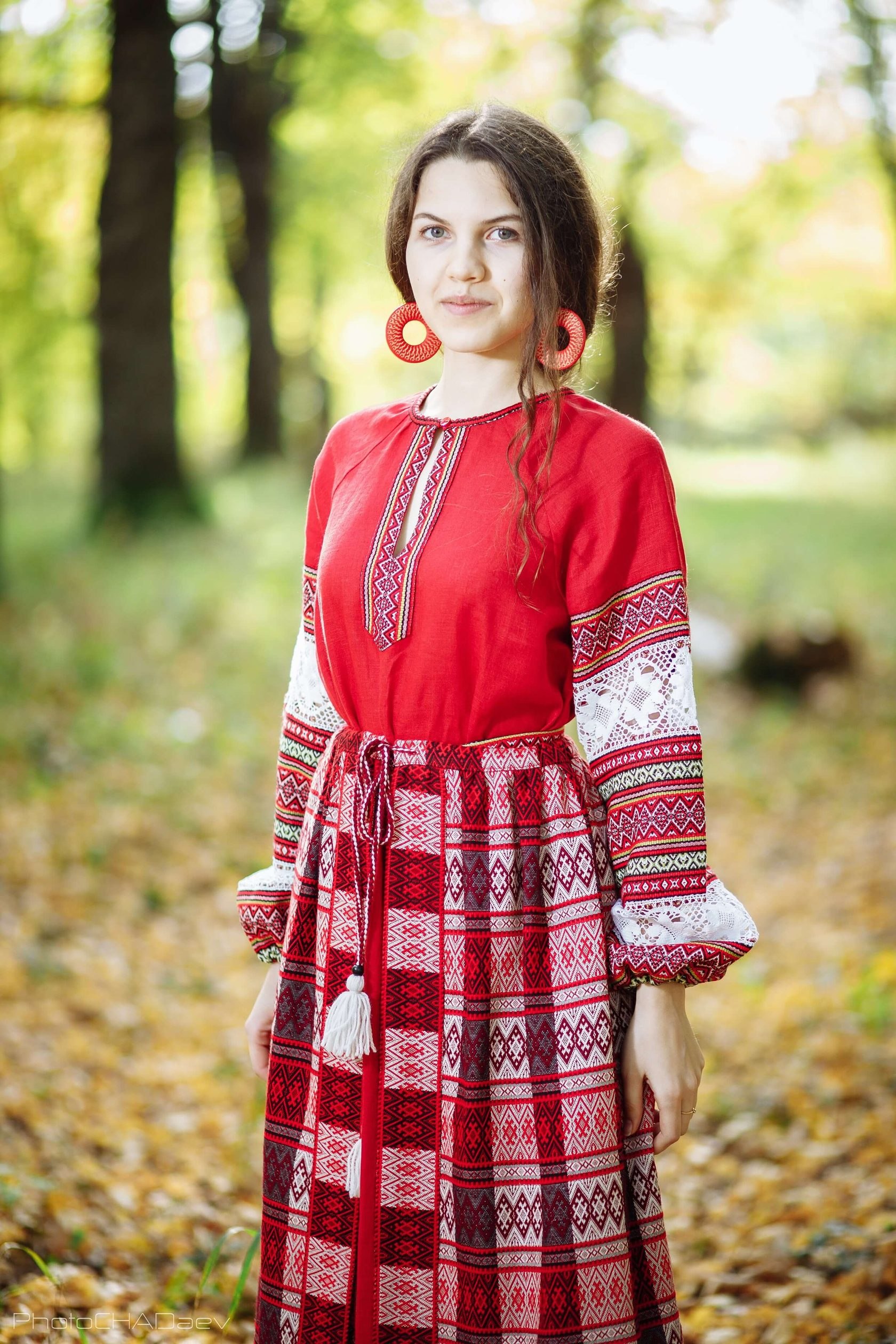 Славянская одежда женская в современном стиле