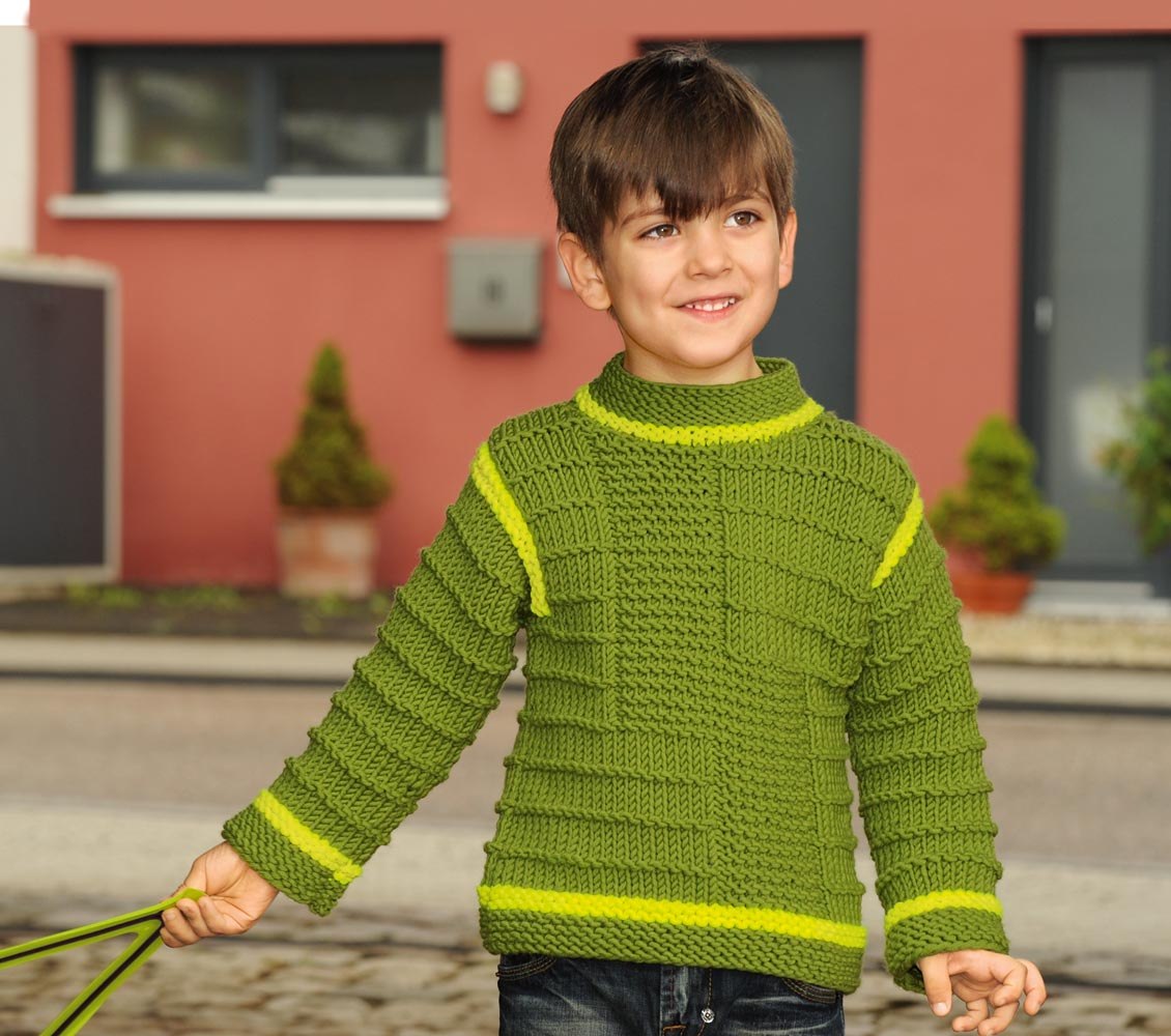 Вязание кофты мальчику. Свитер для мальчика спицами. Джемпер для мальчика спицами. Детский свитер для мальчика. Вязаный свитер для мальчика.