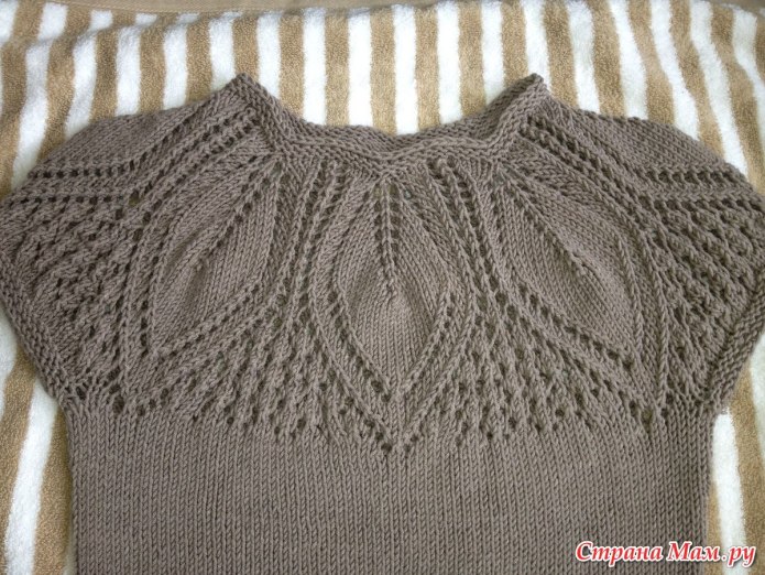 Пуловер с кокеткой Faceted Yoke