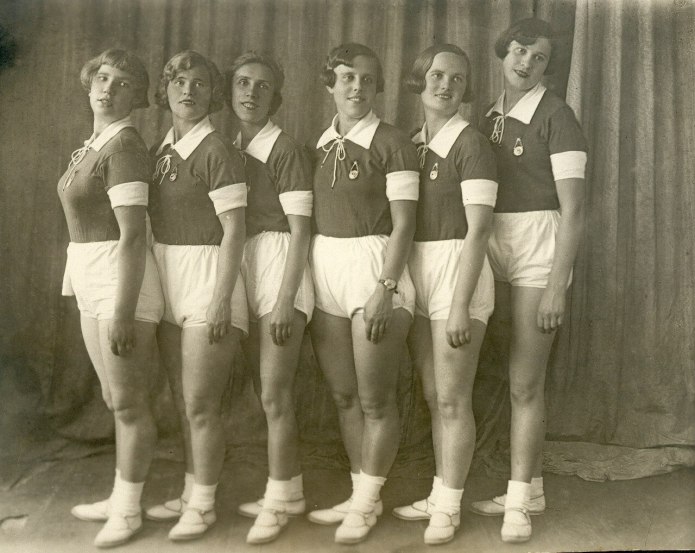 Физкультурницы 1930-х