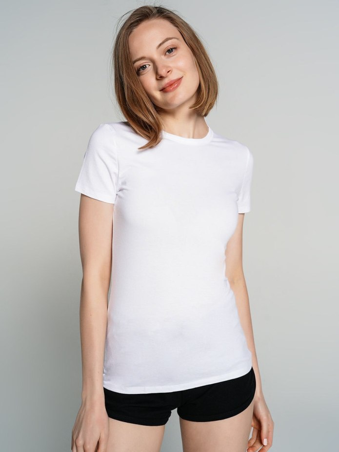 Белая футболка твое