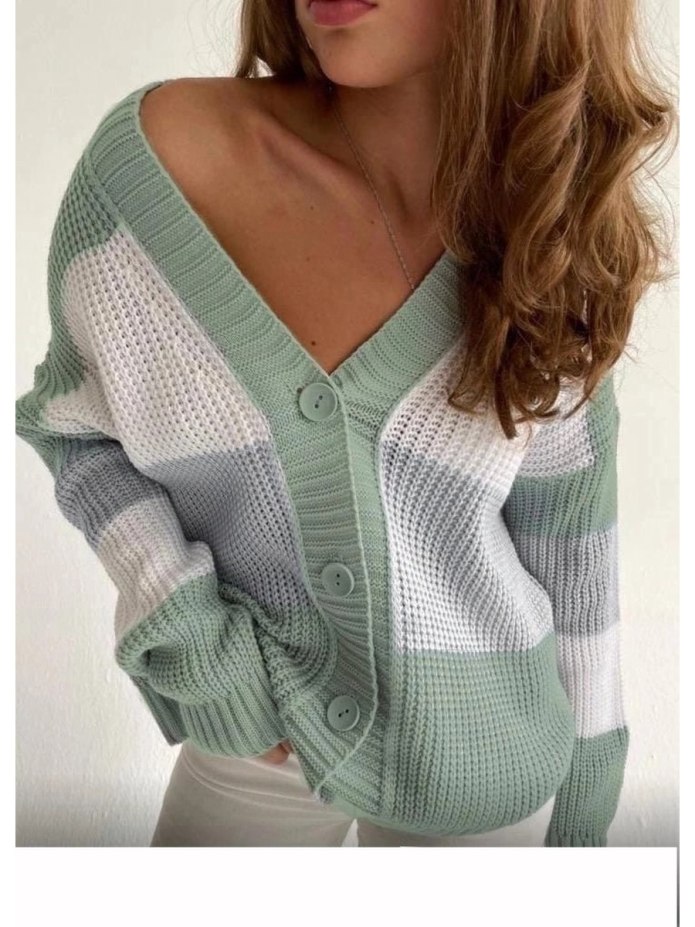 Свитер женский