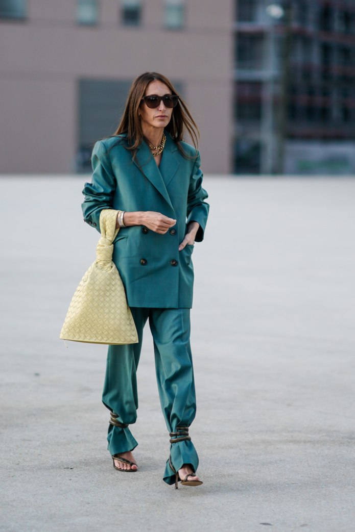 Пальто оранж Street Style