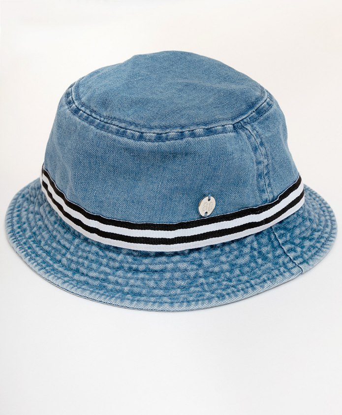 Панамки для подростков модные