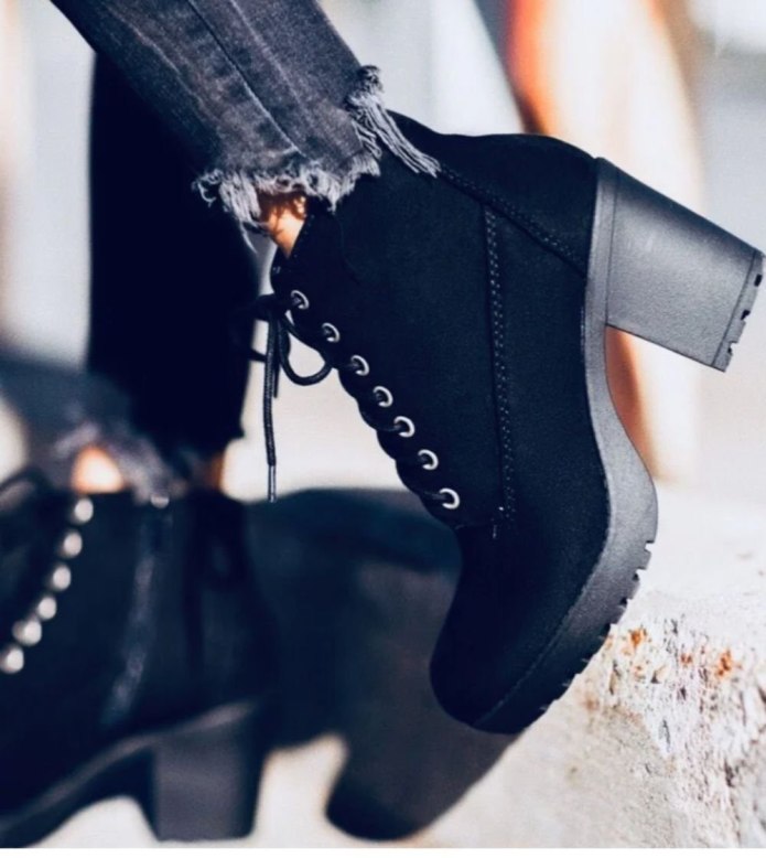 Dr Martens Black High sole