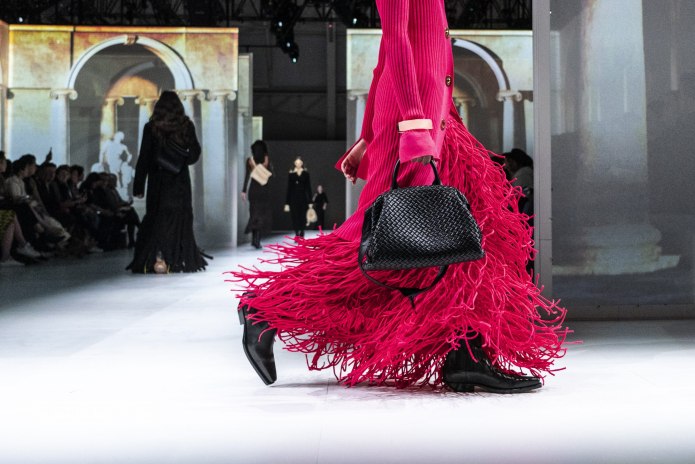 Bottega Veneta осень-зима 2021-2022
