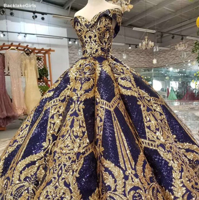Вечерние пышные Королевские платья