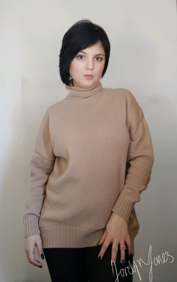 Мягкая кофта женская