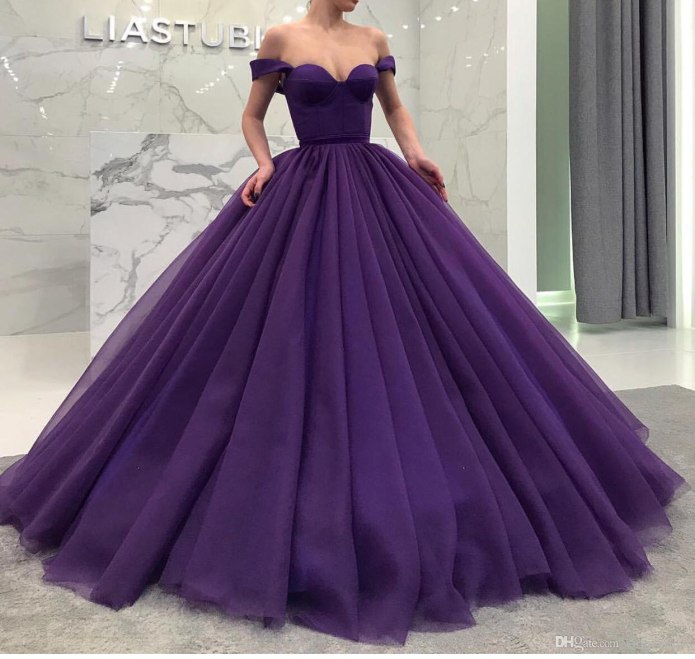 Платье Ball Gown